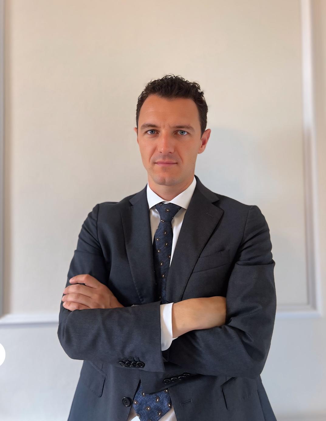 Avvocato Nicola Andreazzoli, specializzato in diritto civile e del lavoro